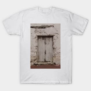 Doors And Windows Of Comayagya - 4 © T-Shirt